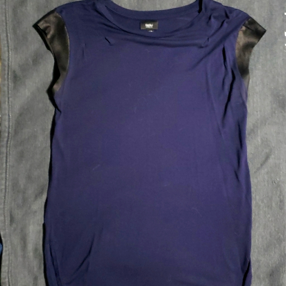 Mossimo navy tunic with faux leather cap sleeves